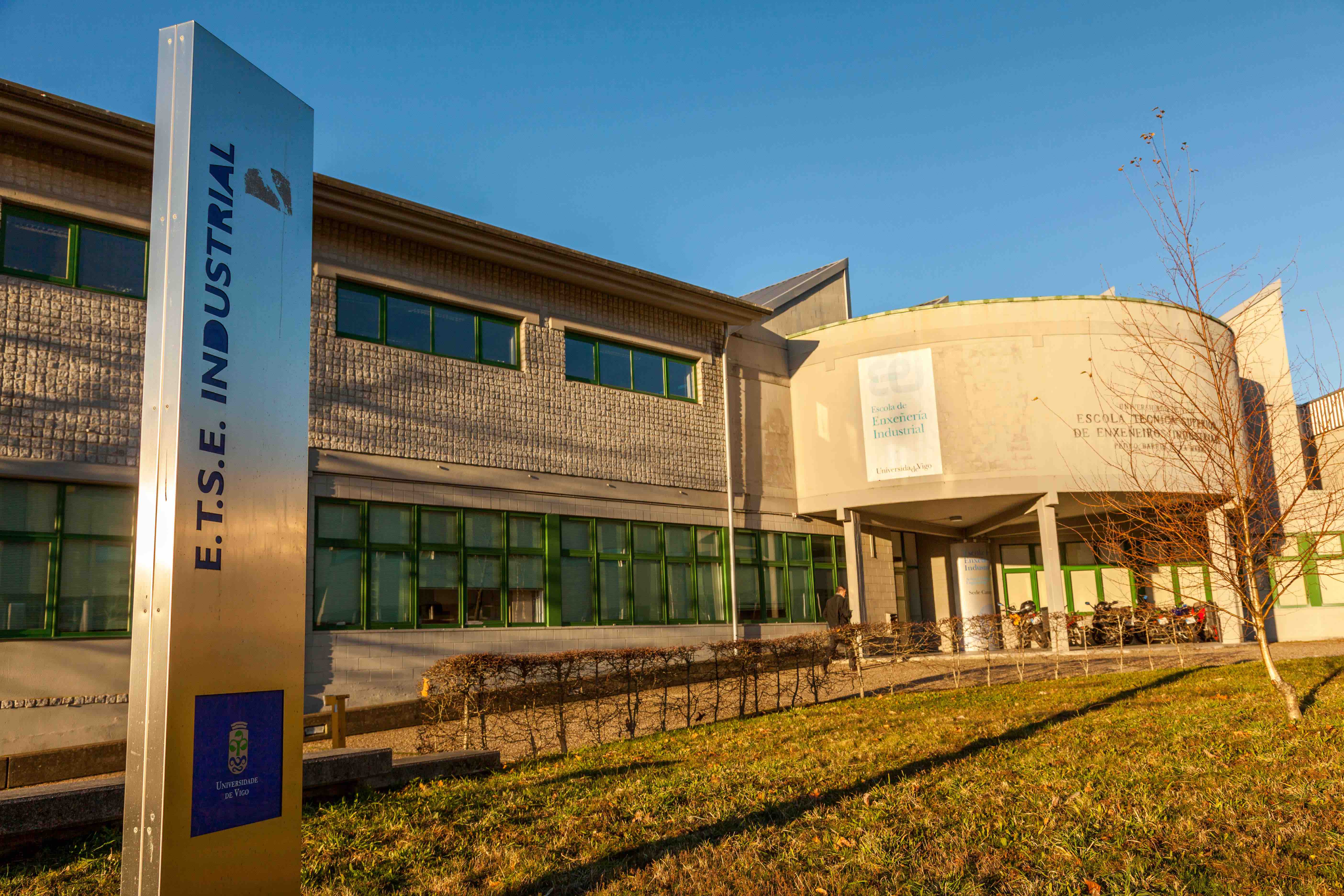 Escuela de Ingeniería Industrial